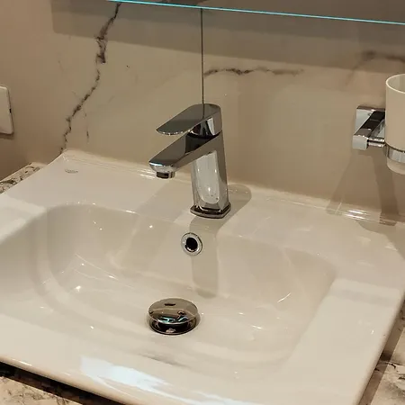 Sunhill Spacious 2 Bedroom Luxury Daire Tiran