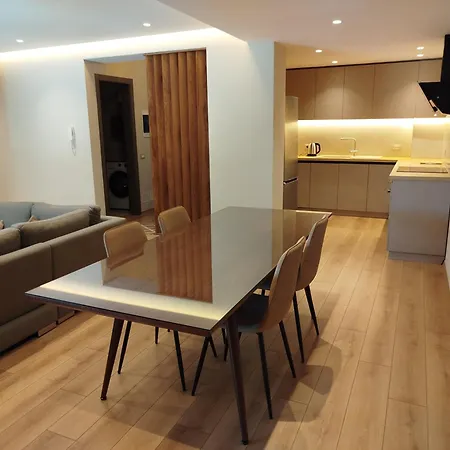 Daire Sunhill Spacious 2 Bedroom Luxury Tiran