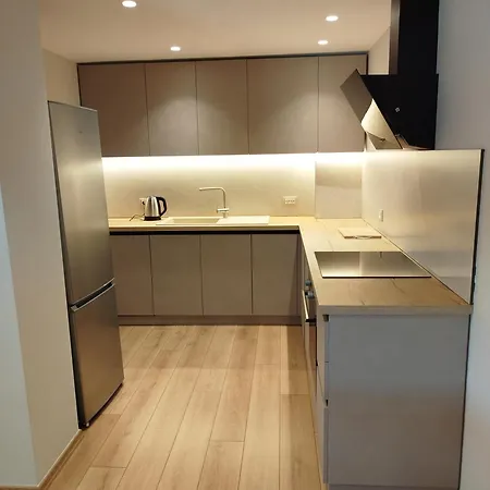 Sunhill Spacious 2 Bedroom Luxury Apartment *