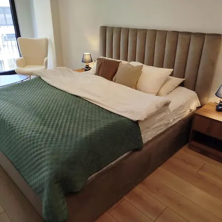 Sunhill Spacious 2 Bedroom Luxury * Tirana