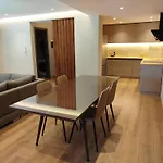 Daire Sunhill Spacious 2 Bedroom Luxury Tiran