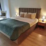 Daire Sunhill Spacious 2 Bedroom Luxury Tiran