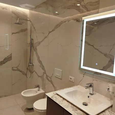 Appartement Sunhill Spacious 2 Bedroom Luxury Tirana