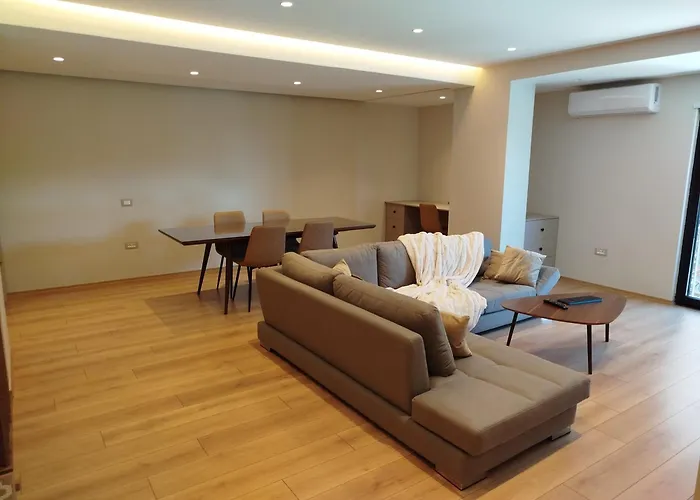 Sunhill Spacious 2 Bedroom Luxury アパート