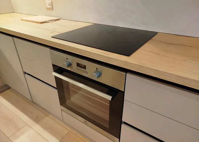 Sunhill Spacious 2 Bedroom Luxury ティラナ