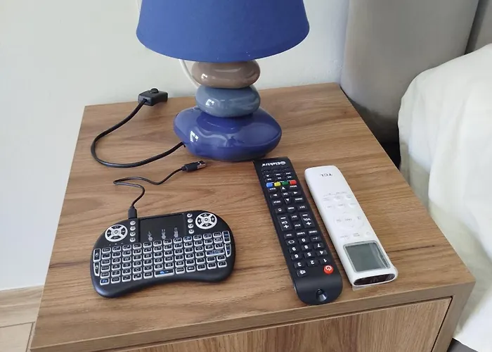 Sunhill Spacious 2 Bedroom Luxury Apartamento Tirana