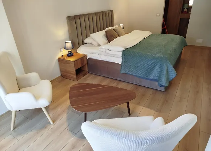 Sunhill Spacious 2 Bedroom Luxury ティラナ