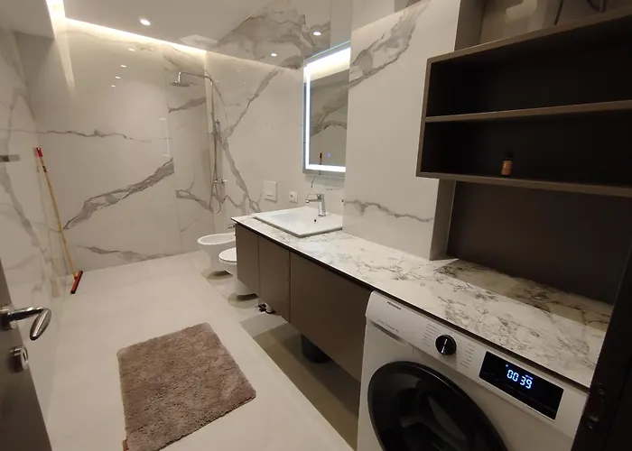 Sunhill Spacious 2 Bedroom Luxury Apartamento *